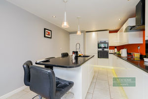 Photo 21- click for photo gallery